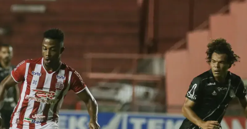 Arbitragem Náutico x Ponte Preta: Hélio dos Anjos Alerta para Árbitro da Série C