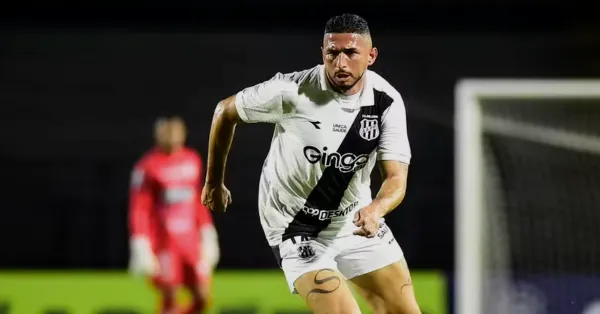 Danilo Barcelos Sofre Lesão Grave: Impacto na Ponte Preta e Série C
