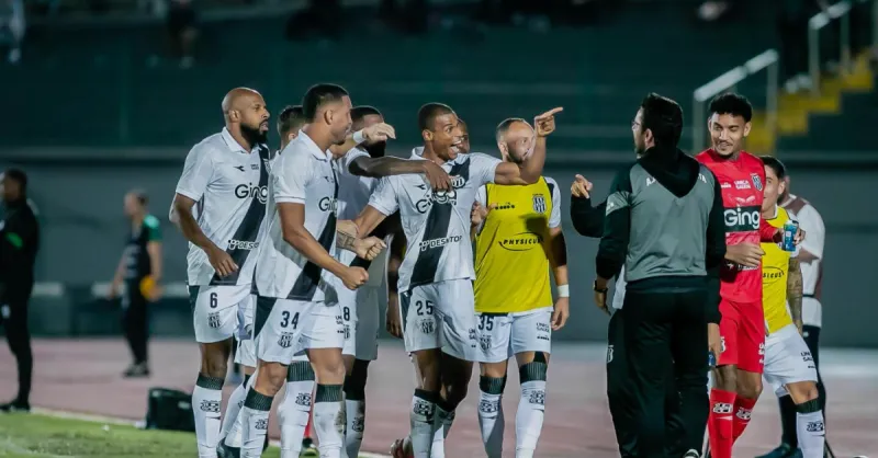 Ponte Preta Derrotada Pelo Caxias: Liderança Escapa na Série C