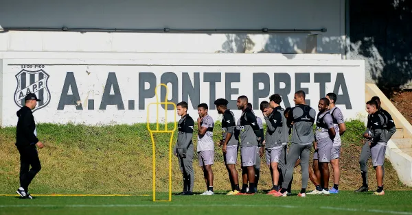 Dérbi 210: Ponte Preta Acelera Ritmo Após Viagem Desafiadora e Busca Reabilitação