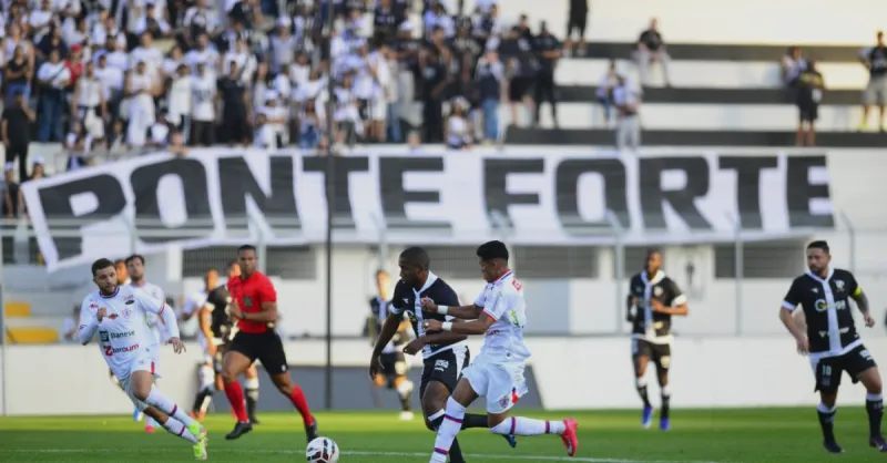 Toró Brilha: Ponte Preta Garante Classificação com Atuação Decisiva