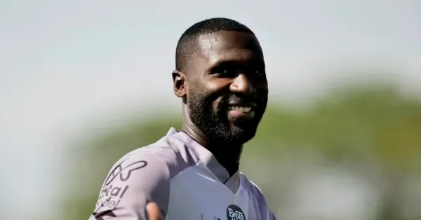Ponte Preta: Jogadores Ignorados Ganham Chance com Novo Técnico