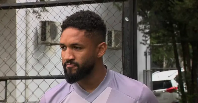 Ponte Preta: Cinco Jogadores Deixam o Clube em Meio a Impasse Salarial e Greve